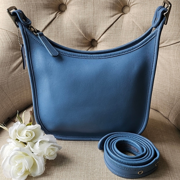 Vintage Coach Janice Ricardi-Desantos Legacy Bag # 9950  (Pool / Glacer Blue) - Picture 10 of 16